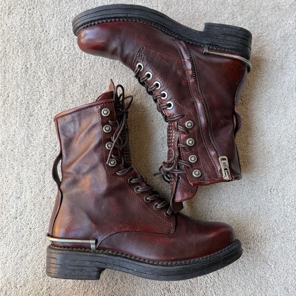 SOLD - Picture 3 of 8